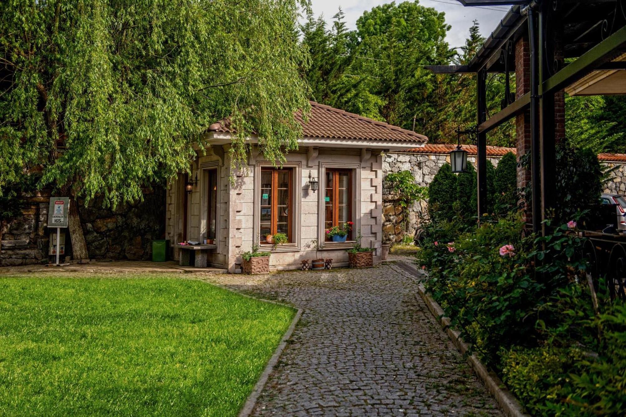 Wineport Lodge Agva Riverside Hotel & Winery Exterior photo